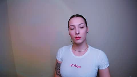 Snapshot of vanessakim_ chatting on 12/24/24, 09:44 Vanessa online show from 12/24/24, 09:44