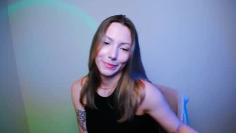 Snapshot of vanessakim_ chatting on 01/21/25, 11:02 Vanessa online show from 01/21/25, 11:02