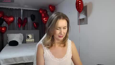 Vanessa  online show from 02/16/26, 09:49