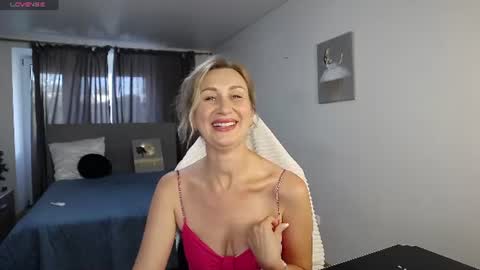 Vanessa  online show from 07/19/26, 05:44