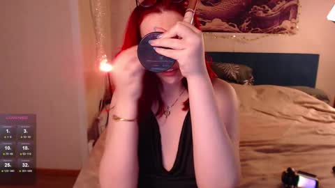 Snapshot of vanessalincum chatting on 02/20/25, 05:01 Vanessa follow me - I will answer you there at any time online show from 02/20/25, 05:01