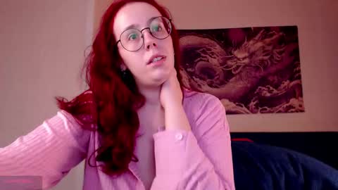 Snapshot of vanessalincum chatting on 12/01/25, 07:02 Vanessa follow me - I will answer you there at any time online show from 12/01/25, 07:02