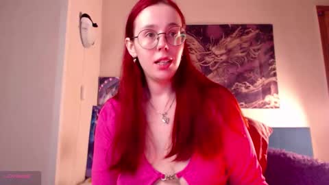 Snapshot of vanessalincum chatting on 12/15/25, 07:01 Vanessa follow me - I will answer you there at any time online show from 12/15/25, 07:01