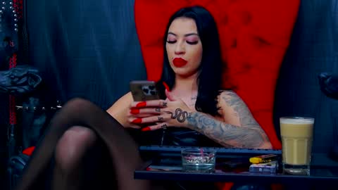 Miss Vanessa online show from 01/12/25, 01:21