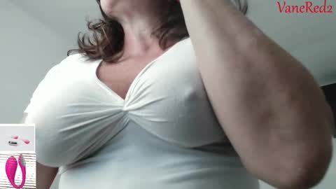 Vanesared2 online show from 03/19/26, 10:58