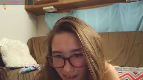 Vanessa Rose online show from 10/27/25, 10:25