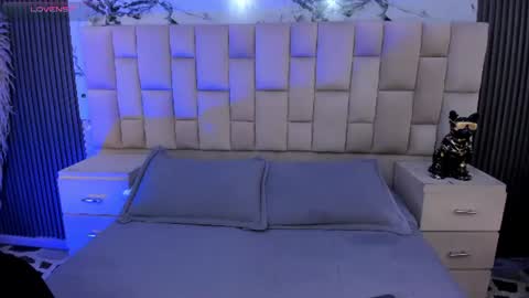 Snapshot of vanessascott_ chatting on 06/24/26, 06:45 vanessascott_ online show from 06/24/26, 06:45