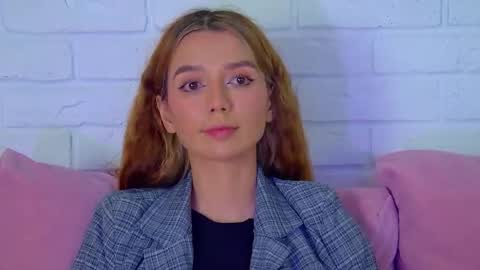 VanessaVienne online show from 02/07/26, 04:22