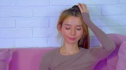 VanessaVienne online show from 02/17/26, 05:15