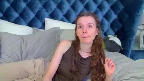 VanessaVienne online show from 04/21/26, 03:24