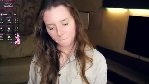 Luna online show from 10/29/25, 06:53