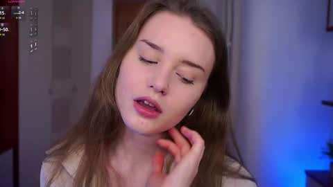 Luna online show from 01/06/26, 06:44