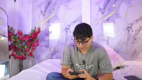 Snapshot of vanilla_hot_ chatting on 10/05/25, 07:34 vanilla_hot_ online show from 10/05/25, 07:34