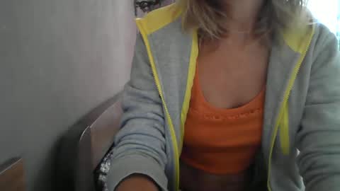 vanillachika205 online show from 07/06/26, 11:29