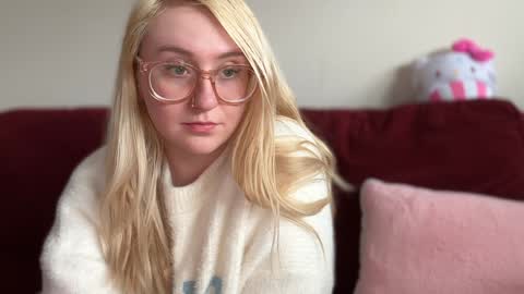 Snapshot of vanillapuddingpie chatting on 01/23/25, 08:45 vanillapuddingpie online show from 01/23/25, 08:45