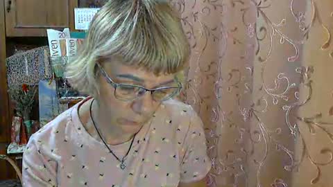 Snapshot of vanillaxcreamy chatting on 12/06/24, 05:11 Vanillaxcreamy online show from 12/06/24, 05:11