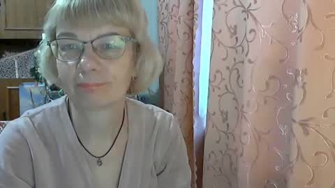 Snapshot of vanillaxcreamy chatting on 12/21/24, 09:23 Vanillaxcreamy online show from 12/21/24, 09:23