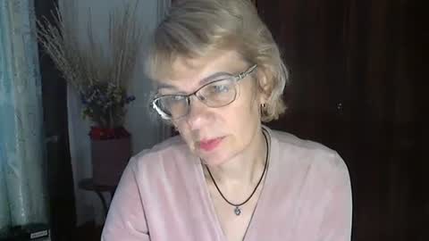 Snapshot of vanillaxcreamy chatting on 12/29/24, 12:55 Vanillaxcreamy online show from 12/29/24, 12:55
