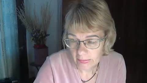 Snapshot of vanillaxcreamy chatting on 01/07/25, 01:03 Vanillaxcreamy online show from 01/07/25, 01:03