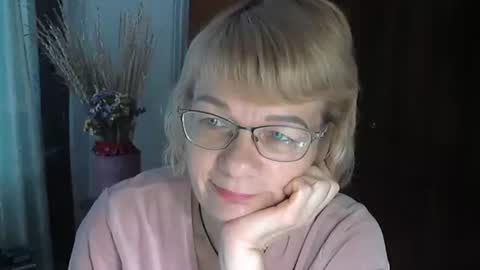 Snapshot of vanillaxcreamy chatting on 01/13/25, 09:08 Vanillaxcreamy online show from 01/13/25, 09:08