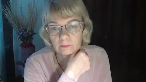 Snapshot of vanillaxcreamy chatting on 01/14/25, 01:06 Vanillaxcreamy online show from 01/14/25, 01:06
