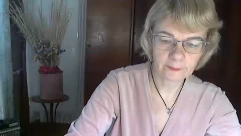 Snapshot of vanillaxcreamy chatting on 01/20/25, 09:56 Vanillaxcreamy online show from 01/20/25, 09:56