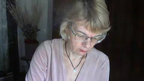 Snapshot of vanillaxcreamy chatting on 01/23/25, 02:50 Vanillaxcreamy online show from 01/23/25, 02:50