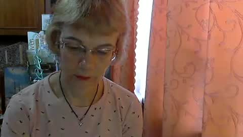 Snapshot of vanillaxcreamy chatting on 02/05/25, 09:57 Vanillaxcreamy online show from 02/05/25, 09:57