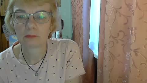 Snapshot of vanillaxcreamy chatting on 02/05/25, 02:05 Vanillaxcreamy online show from 02/05/25, 02:05