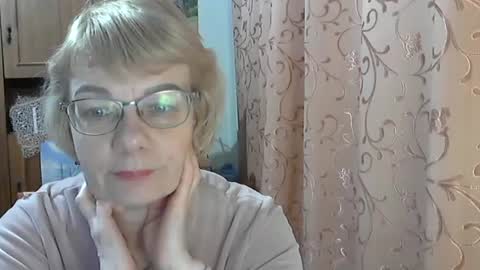 Snapshot of vanillaxcreamy chatting on 02/08/25, 03:31 Vanillaxcreamy online show from 02/08/25, 03:31