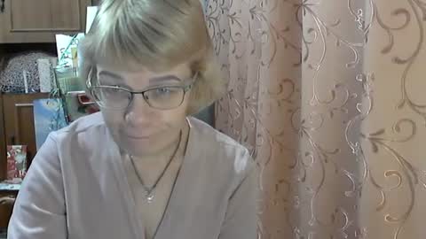 Snapshot of vanillaxcreamy chatting on 02/15/25, 05:39 Vanillaxcreamy online show from 02/15/25, 05:39
