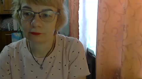 Snapshot of vanillaxcreamy chatting on 02/16/25, 11:05 Vanillaxcreamy online show from 02/16/25, 11:05