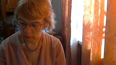 Snapshot of vanillaxcreamy chatting on 02/23/25, 12:48 Vanillaxcreamy online show from 02/23/25, 12:48