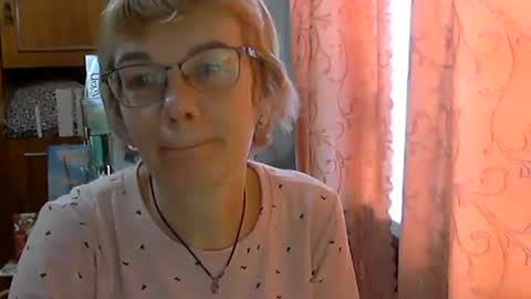 Snapshot of vanillaxcreamy chatting on 03/04/25, 11:19 Vanillaxcreamy online show from 03/04/25, 11:19