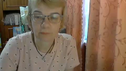 Snapshot of vanillaxcreamy chatting on 03/06/25, 03:24 Vanillaxcreamy online show from 03/06/25, 03:24