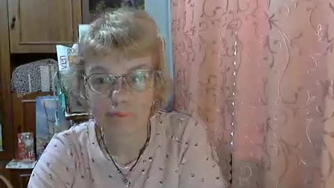 Snapshot of vanillaxcreamy chatting on 03/09/25, 03:27 Vanillaxcreamy online show from 03/09/25, 03:27