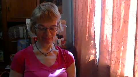 Snapshot of vanillaxcreamy chatting on 03/11/25, 11:33 Vanillaxcreamy online show from 03/11/25, 11:33