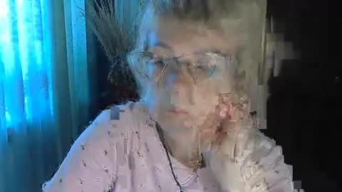 Snapshot of vanillaxcreamy chatting on 09/26/25, 08:40 Vanillaxcreamy online show from 09/26/25, 08:40