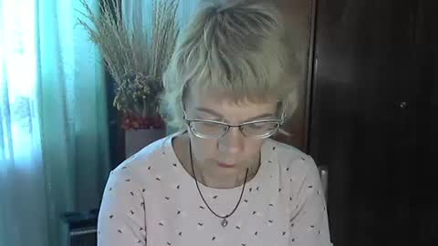 Snapshot of vanillaxcreamy chatting on 09/29/25, 11:04 Vanillaxcreamy online show from 09/29/25, 11:04