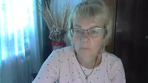 Snapshot of vanillaxcreamy chatting on 09/30/25, 09:03 Vanillaxcreamy online show from 09/30/25, 09:03
