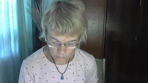Snapshot of vanillaxcreamy chatting on 10/01/25, 09:48 Vanillaxcreamy online show from 10/01/25, 09:48