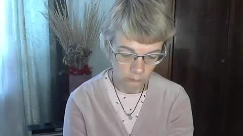 Snapshot of vanillaxcreamy chatting on 10/20/25, 10:27 Vanillaxcreamy online show from 10/20/25, 10:27