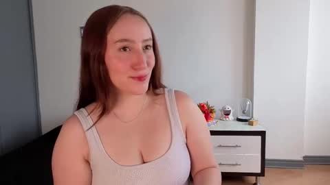 Elizabeth online show from 10/19/25, 05:46