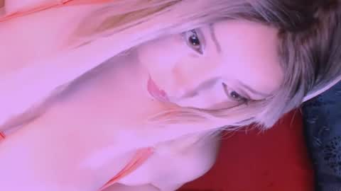 Snapshot of vanne_amet chatting on 06/27/26, 10:48 free follow me online show from 06/27/26, 10:48