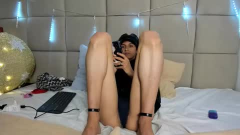 vannellope_96 online show from 01/11/26, 06:40