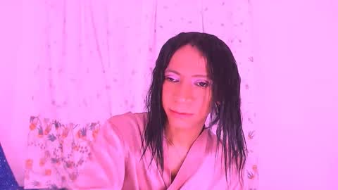 VANNESA online show from 12/05/25, 05:49