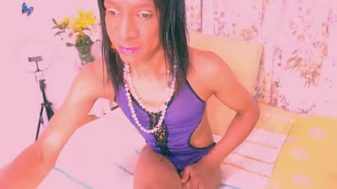 VANNESA online show from 06/15/26, 11:18
