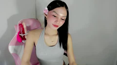 VANNESA online show from 11/11/25, 09:42