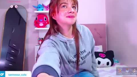 Vanesa online show from 12/15/25, 04:06