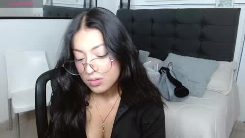 vane online show from 11/02/25, 07:49